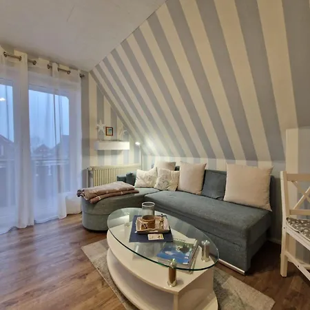 Seestern Ferienhaus Seestern Whg 1 * Dornum